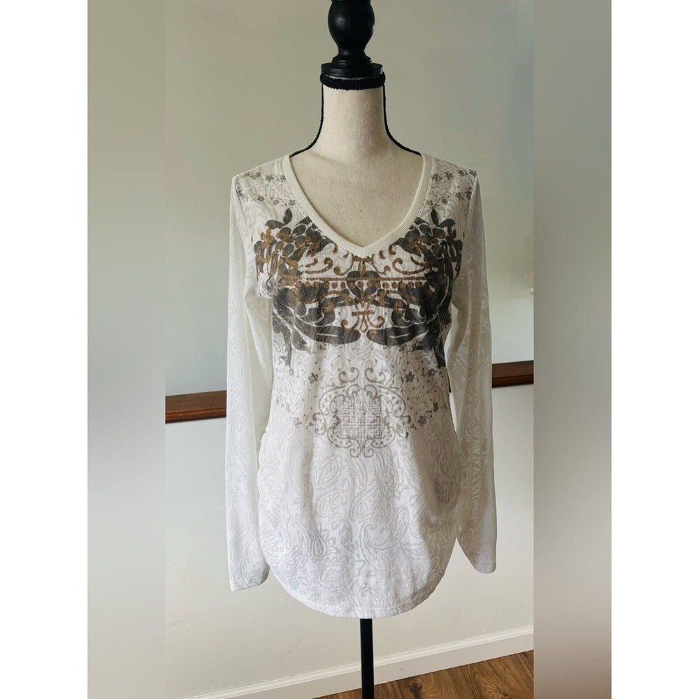 Cabi White Boho Tattoo Style V neck Top